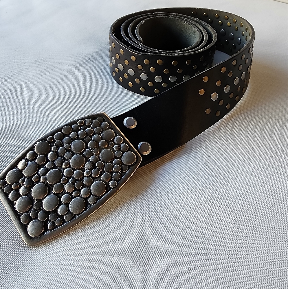 Leather belt